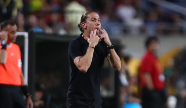 Filipe Luís, técnico do Flamengo, em ação no último jogo do Mundial.