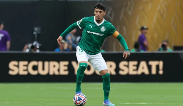 Gustavo Gómez na partida contra o Porto na estreia do Palmeiras (Foto: Cesar Greco/Palmeiras)
