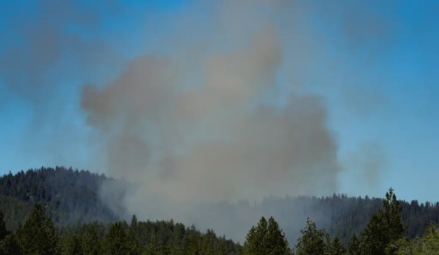 Tragédia em Idaho: dois bombeiros mortos em emboscada durante incêndio