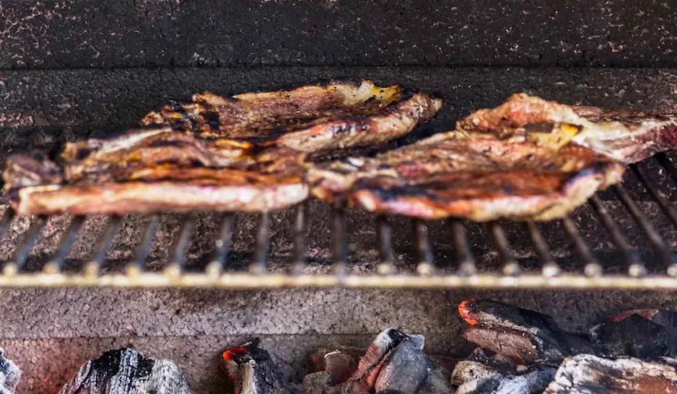 carne no churrasco