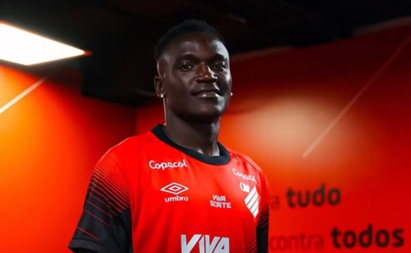 Novo reforço do Furacão. (: Duda Matoso/athletico.com.br)