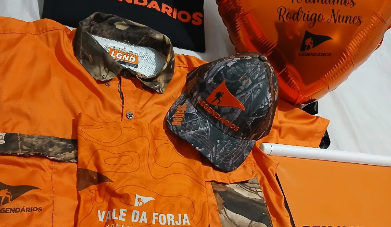 Imagem da roupa do membro dos Legendários.