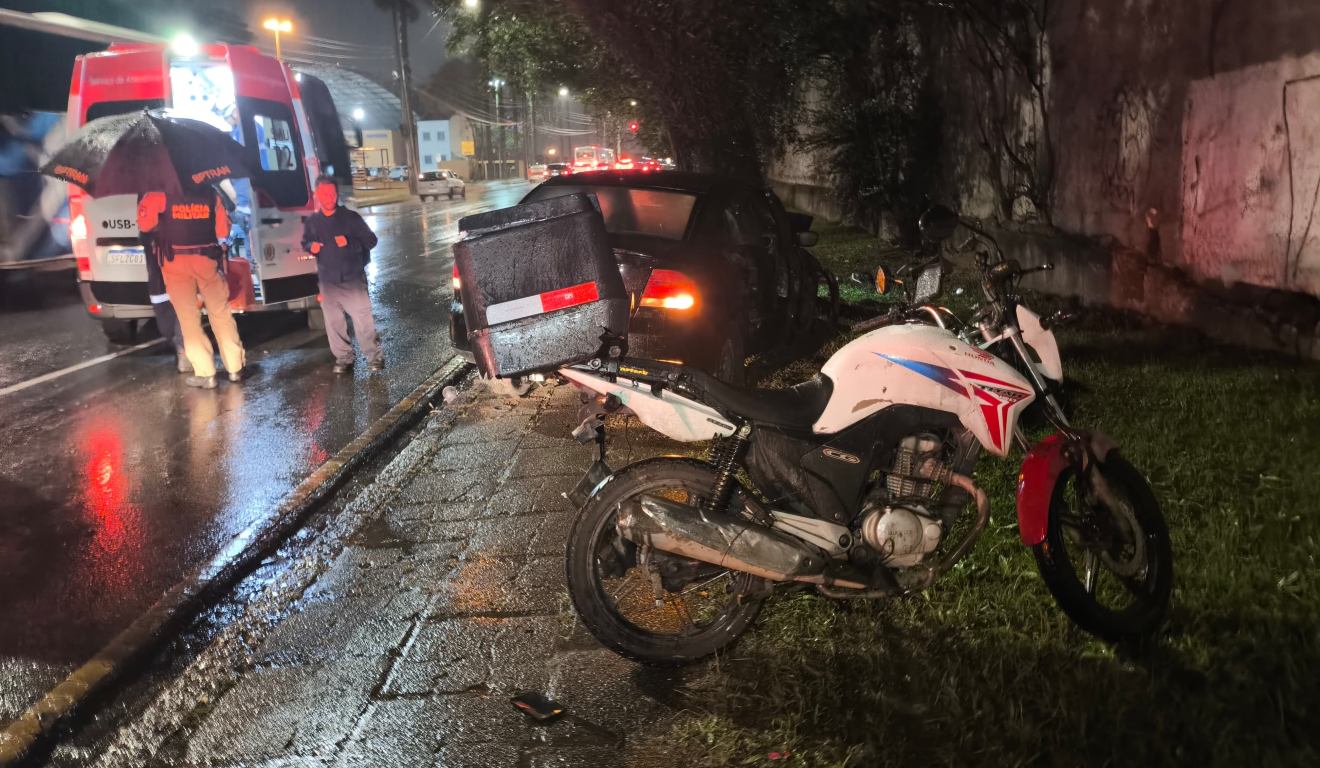 motorista causa acidente com moto e é linchado em Curitiba