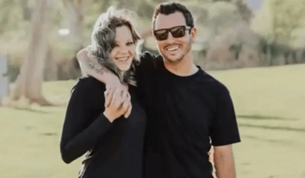 Imagem do casal Jason Ortiz e Madeleine.