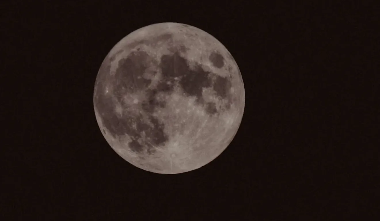 Imagem ilustrativa da lua cheia.