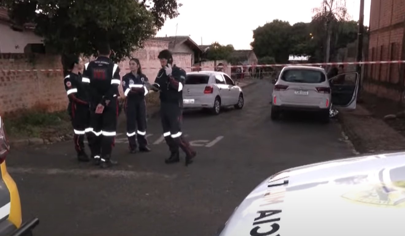 Gangue do iPhone se passava por falsos clientes na internet e roubavam os vendedores após o pagamento