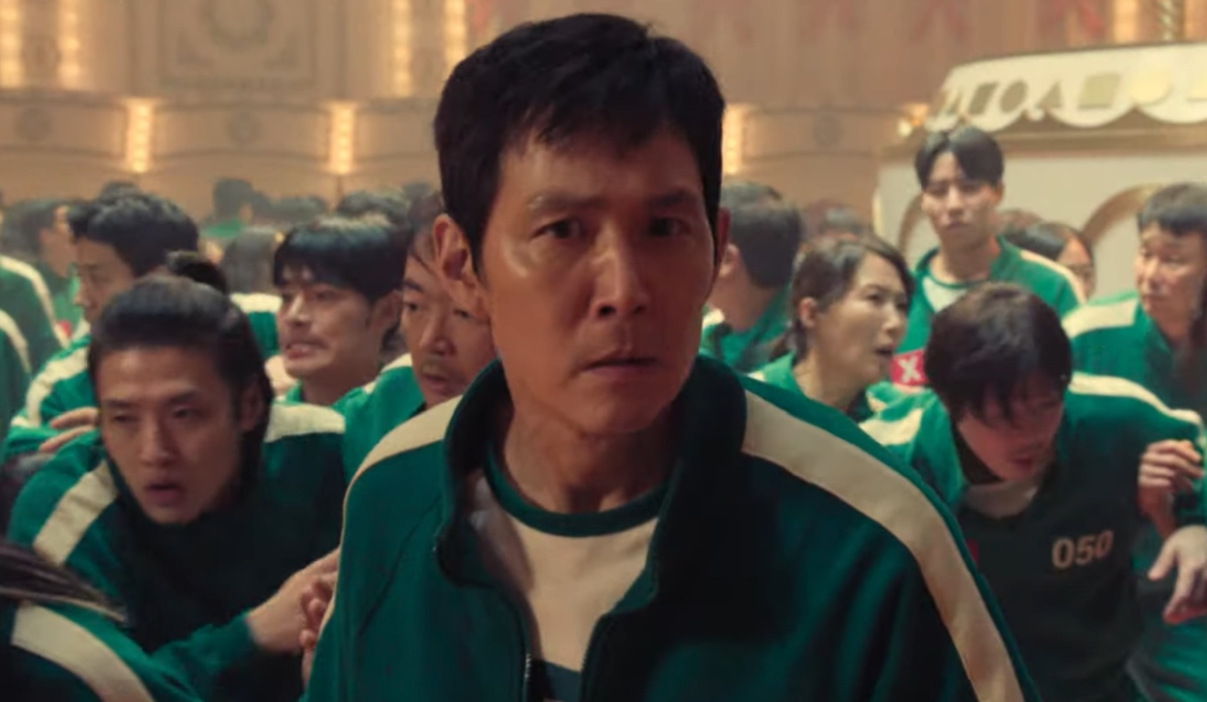 Imagem do personagem Gi-hun durante um dos jogos da série.