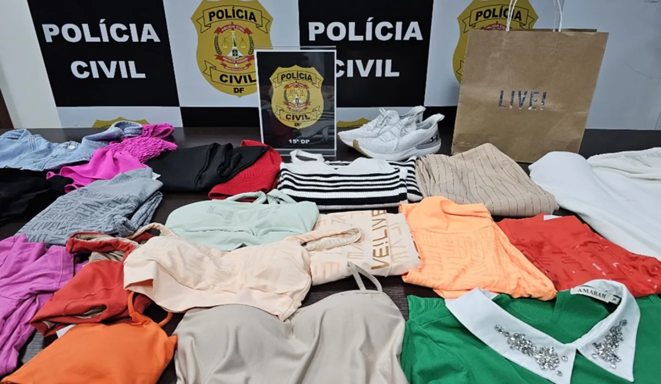 Imagem das roupas que a professora comprou e a Polícia Civil apreendeu.