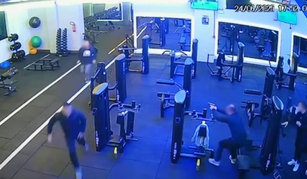 Câmera de segurança flagra tiroteio em academia em Lages