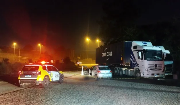 jovem é assassinado com diversos tiros no Tatuquara