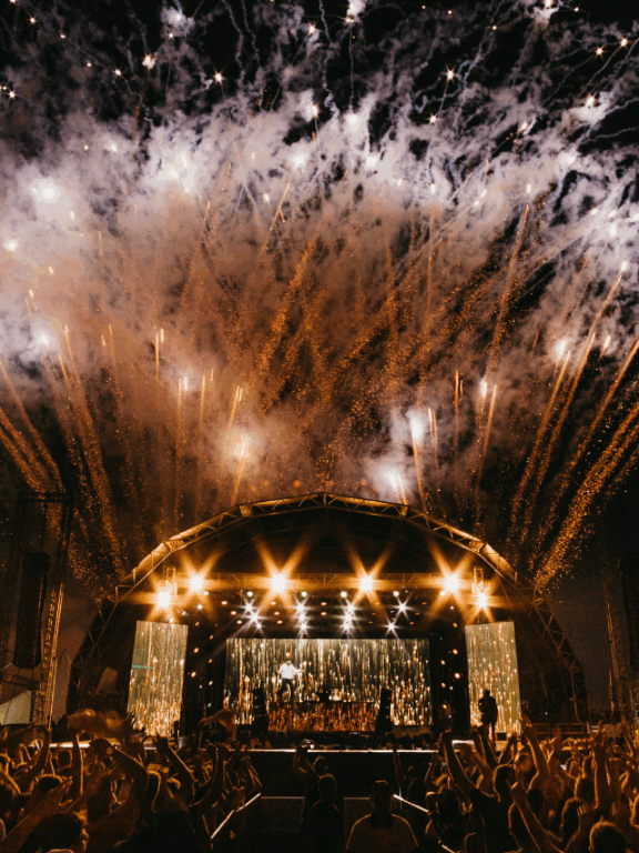 ALANA- WEB STORY CAPA (3)