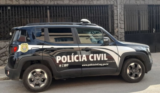 Viatura da Polícia Civil, responsável por prender avô que abusou da neta enquanto a levava à escola