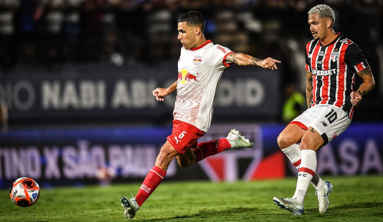 Bragantino encara a partida como a oportunidade de assumir a liderança do Brasileirão (Foto: Ari Ferreira/ RB Bragantino)