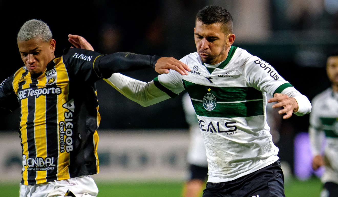 Bruno Melo em Coritiba x Volta Redonda