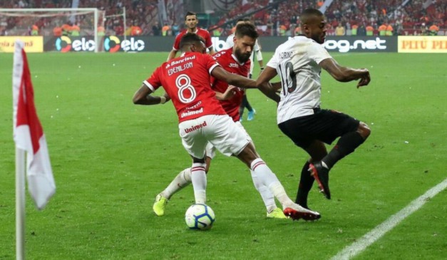 Marcelo Cirino marcou nome no Athletico após drible na Final da Copa do Brasil de 2019. (Foto: Reprodução/Redes Sociais)