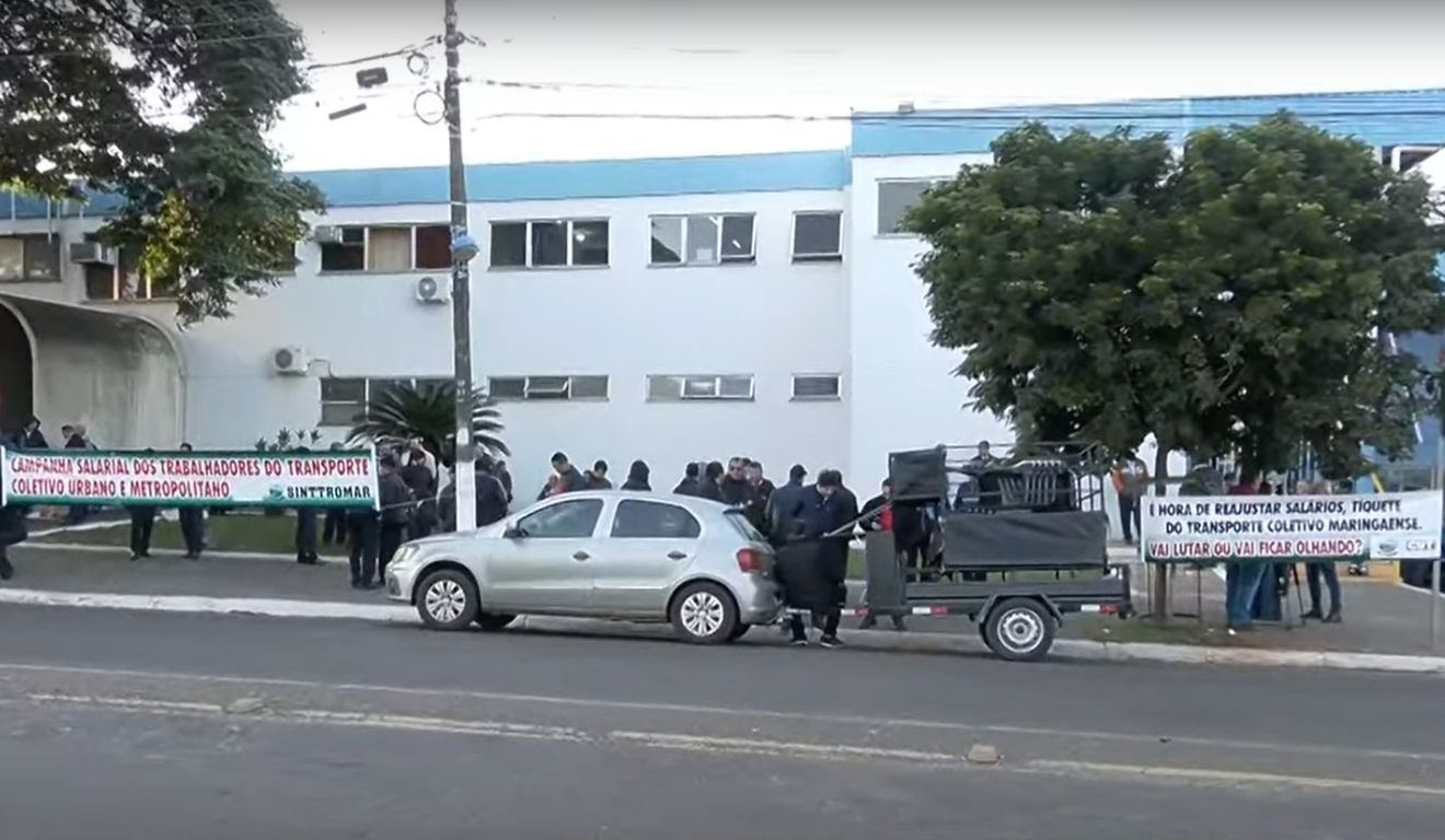 Ônibus em Maringá: greve no transporte público começa