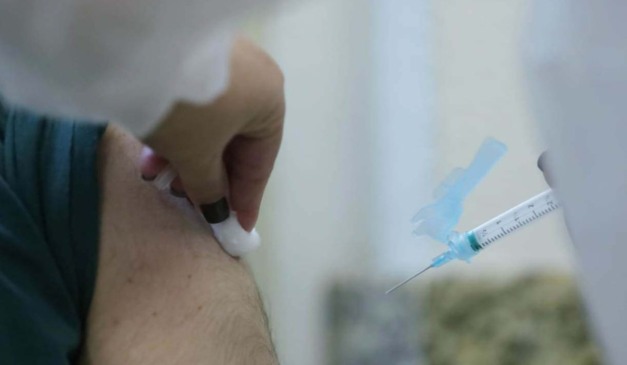 Imunização no Paraná: vacinação impacta na queda dos casos de Influenza no estado