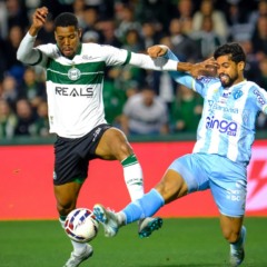 Lance de Coritiba x Paysandu pela Série B