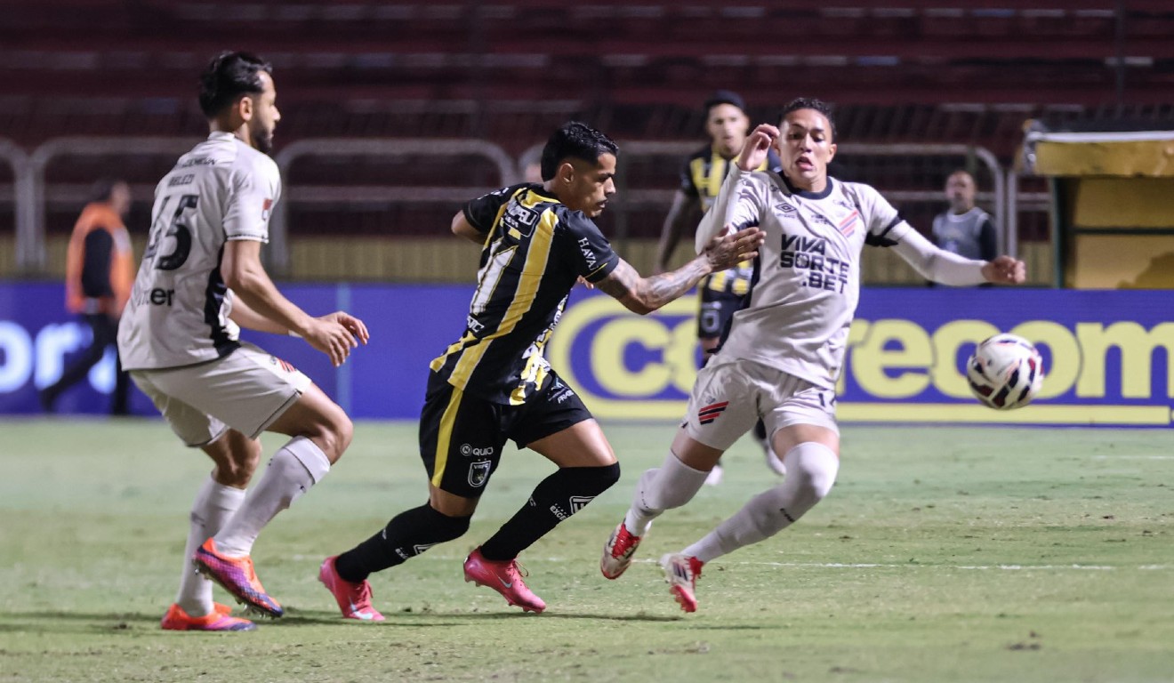 Lance de Volta Redonda x Athletico, pela Série B