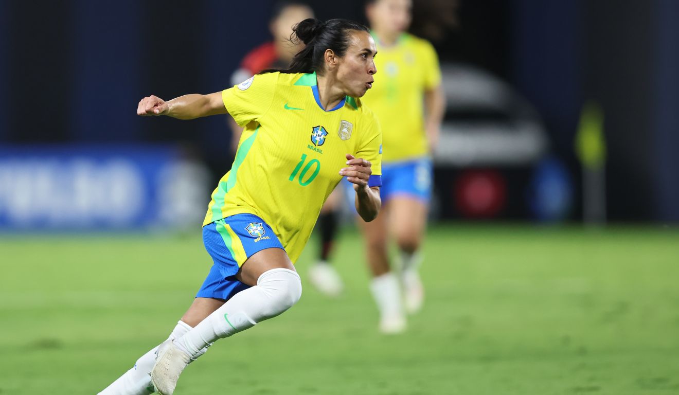 Marta em campo com a camisa da Seleção Brasileira na Copa América (Foto: Lívia Villas Boas/CBF)