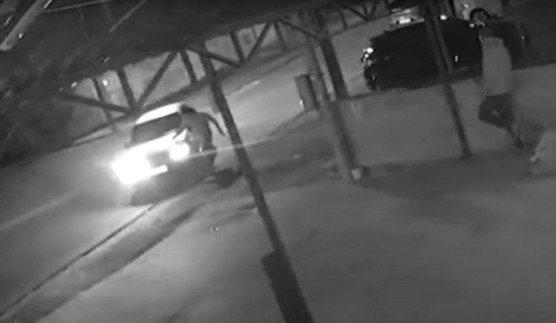 Câmera de segurança flagra momento em que motorista 'passa por cima' de ciclista em Piraquara