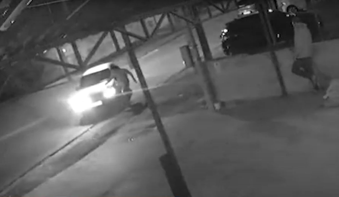 Câmera de segurança flagra momento em que motorista 'passa por cima' de ciclista em Piraquara