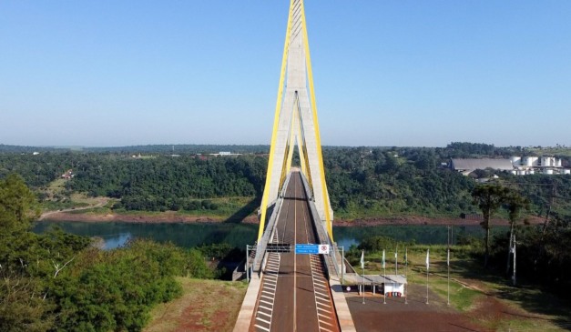Ponte da Integração, que liga o Brasil ao Paraguai