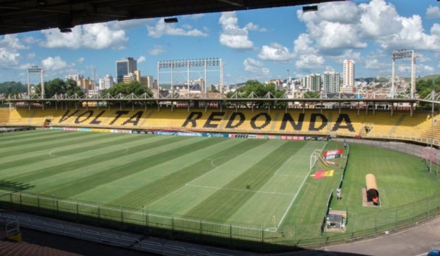 Estádio Raulino de Oliveira, onde acontecerá Volta Redonda x Athletico