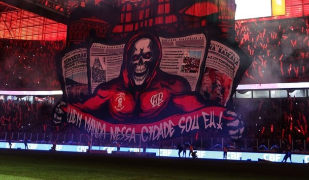 Torcida do Athletico na Arena da Baixada