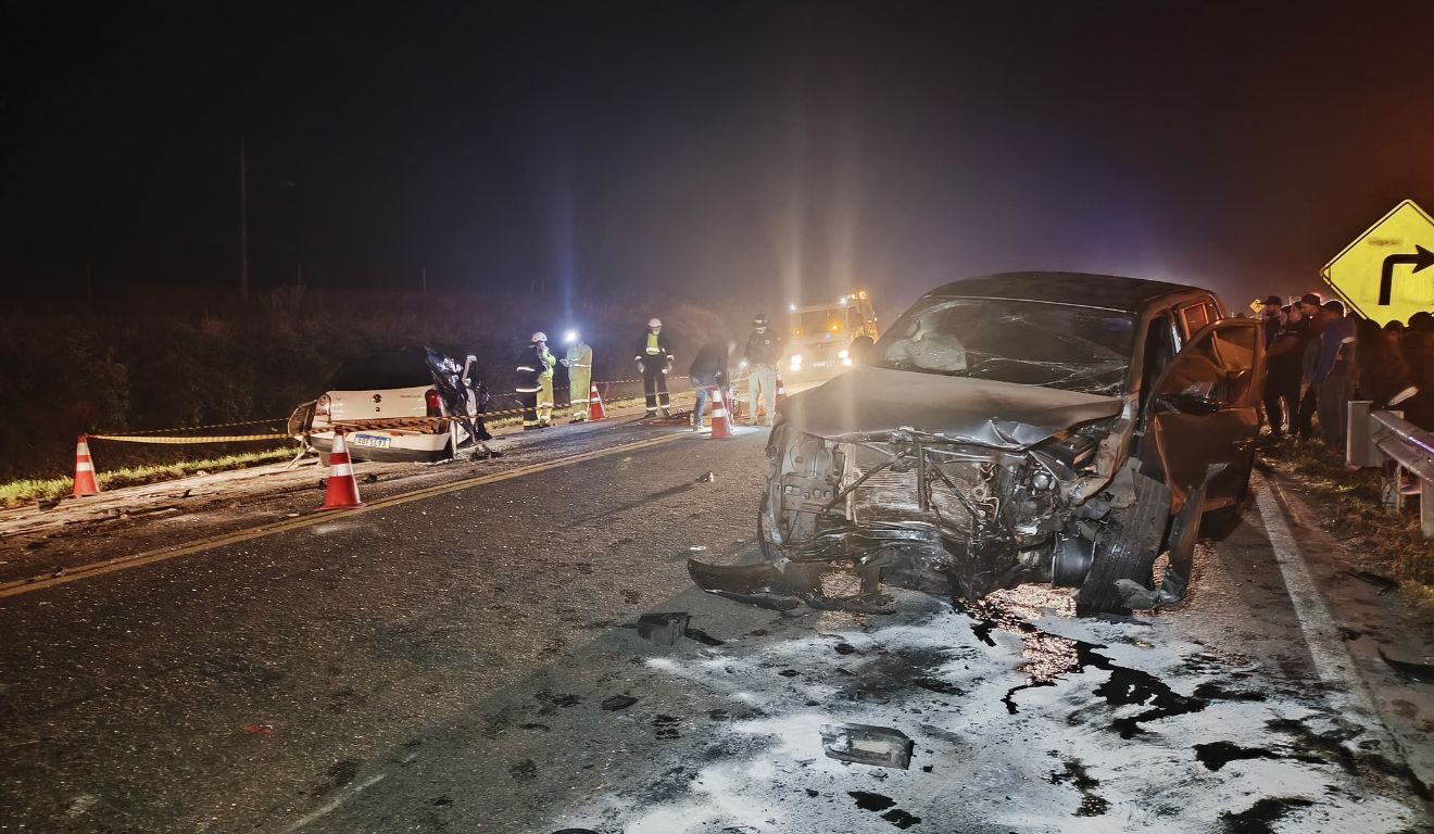 acidente que matou pai, mãe e bebê na BR-476