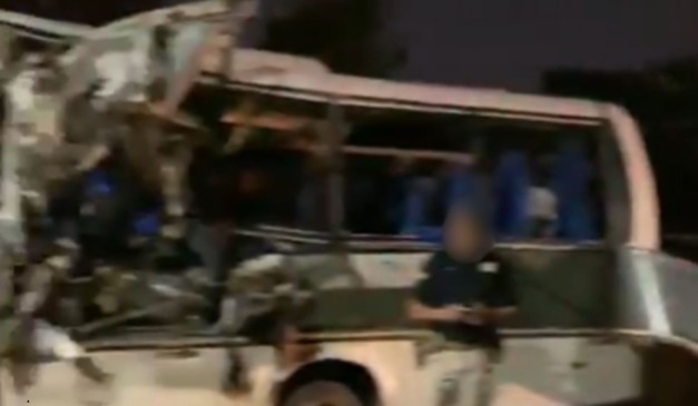 ônibus após acidente com alunos da ufpa