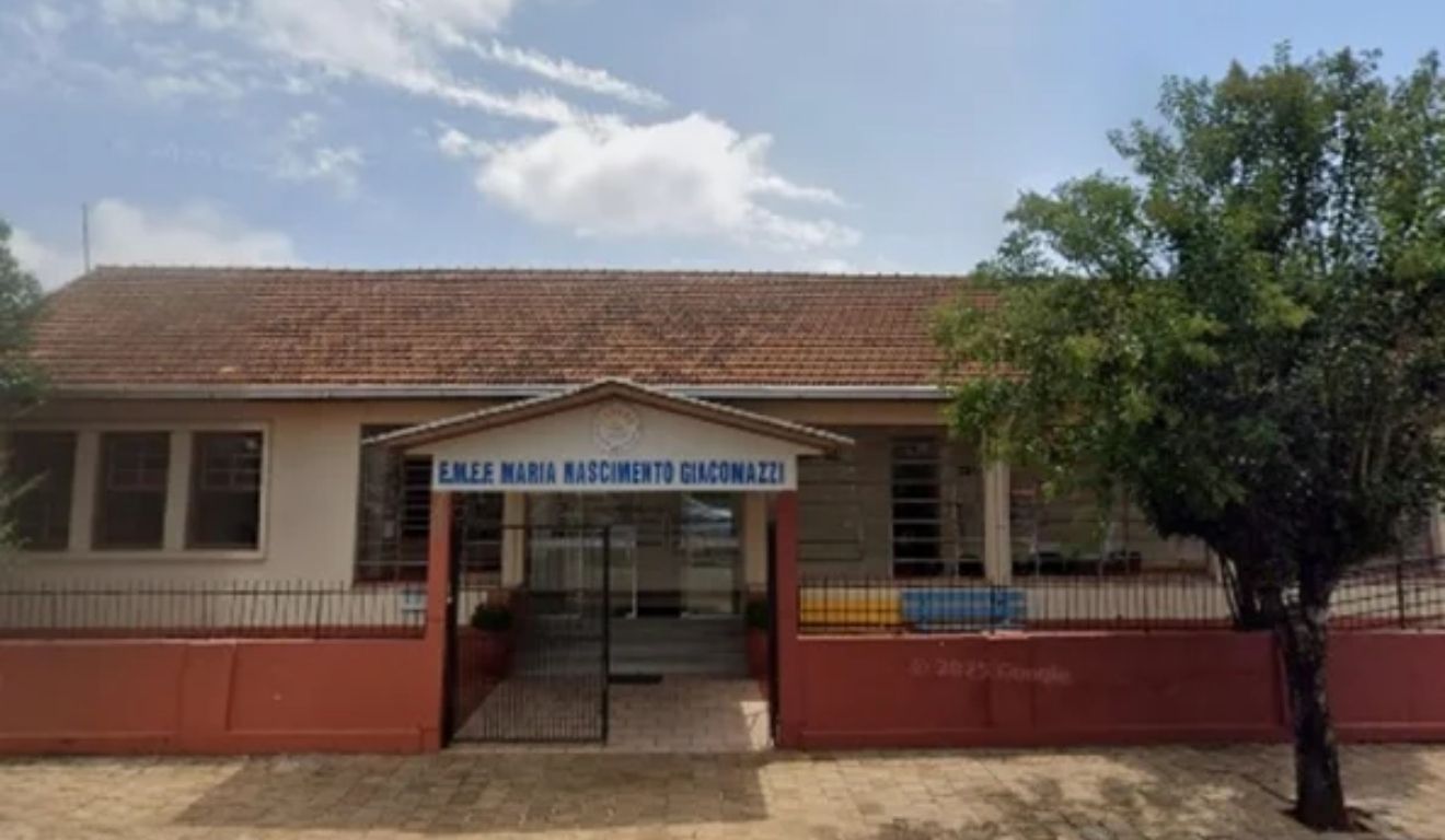 escola onde adolescente matou criança