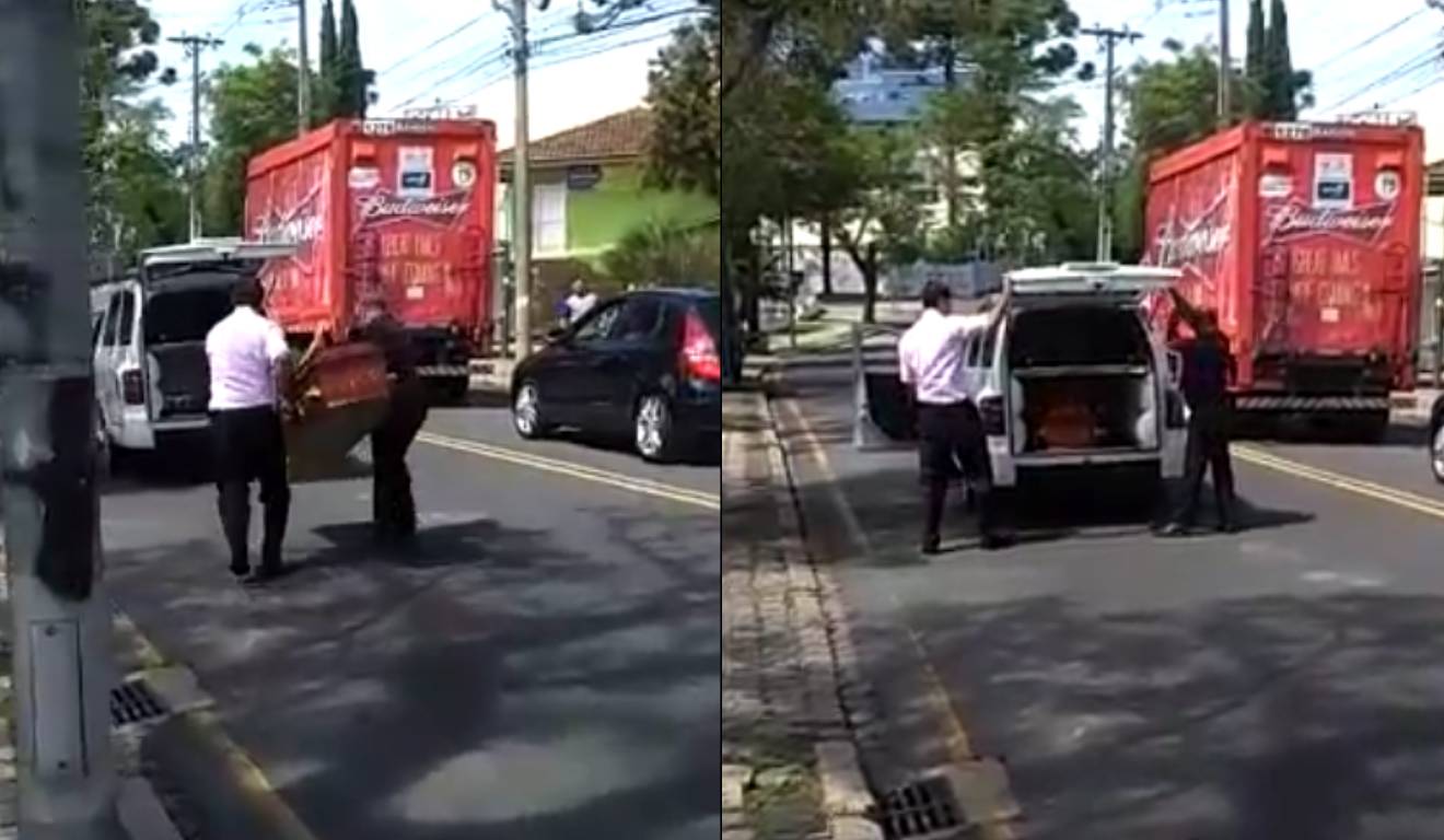 Montagem com duas fotos do momento em que o caixão cai na rua, em Curitiba
