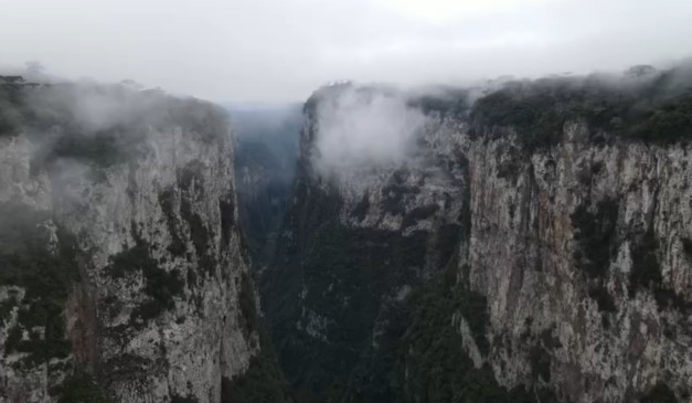 Área do Cânion Fortaleza onde criança cai de mirante em Cambará do Sul.
