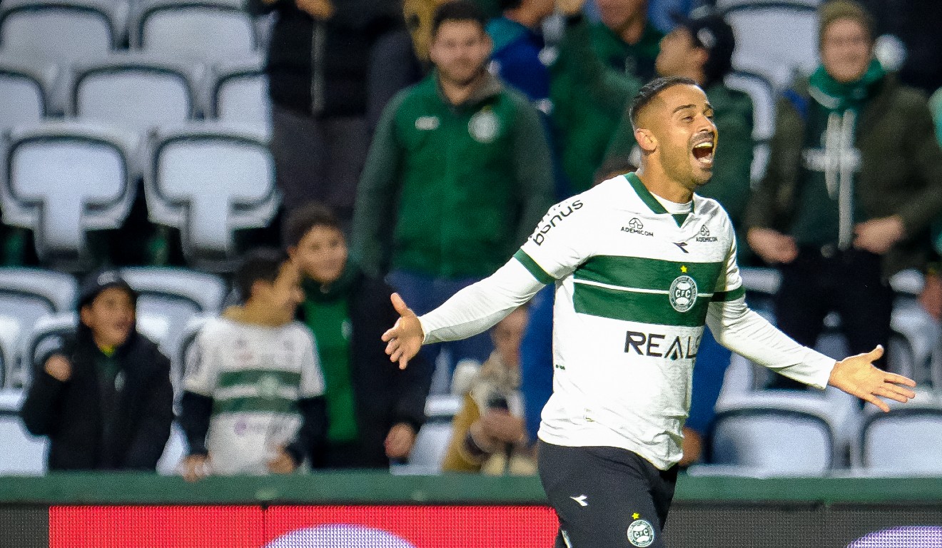 Dellatorre em Coritiba x Volta Redonda