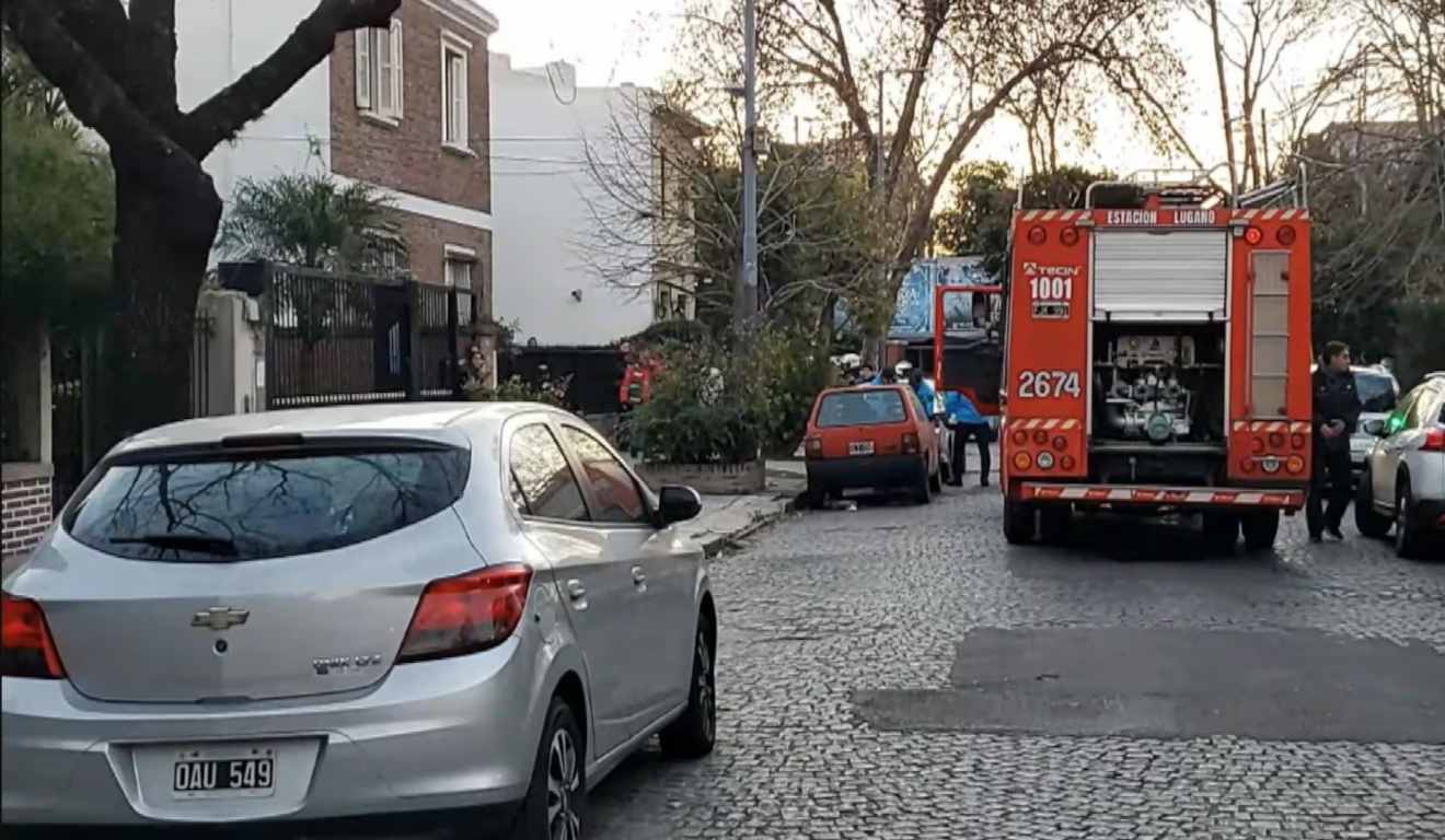 Frente da casa na qual os corpos foram encontrados. 