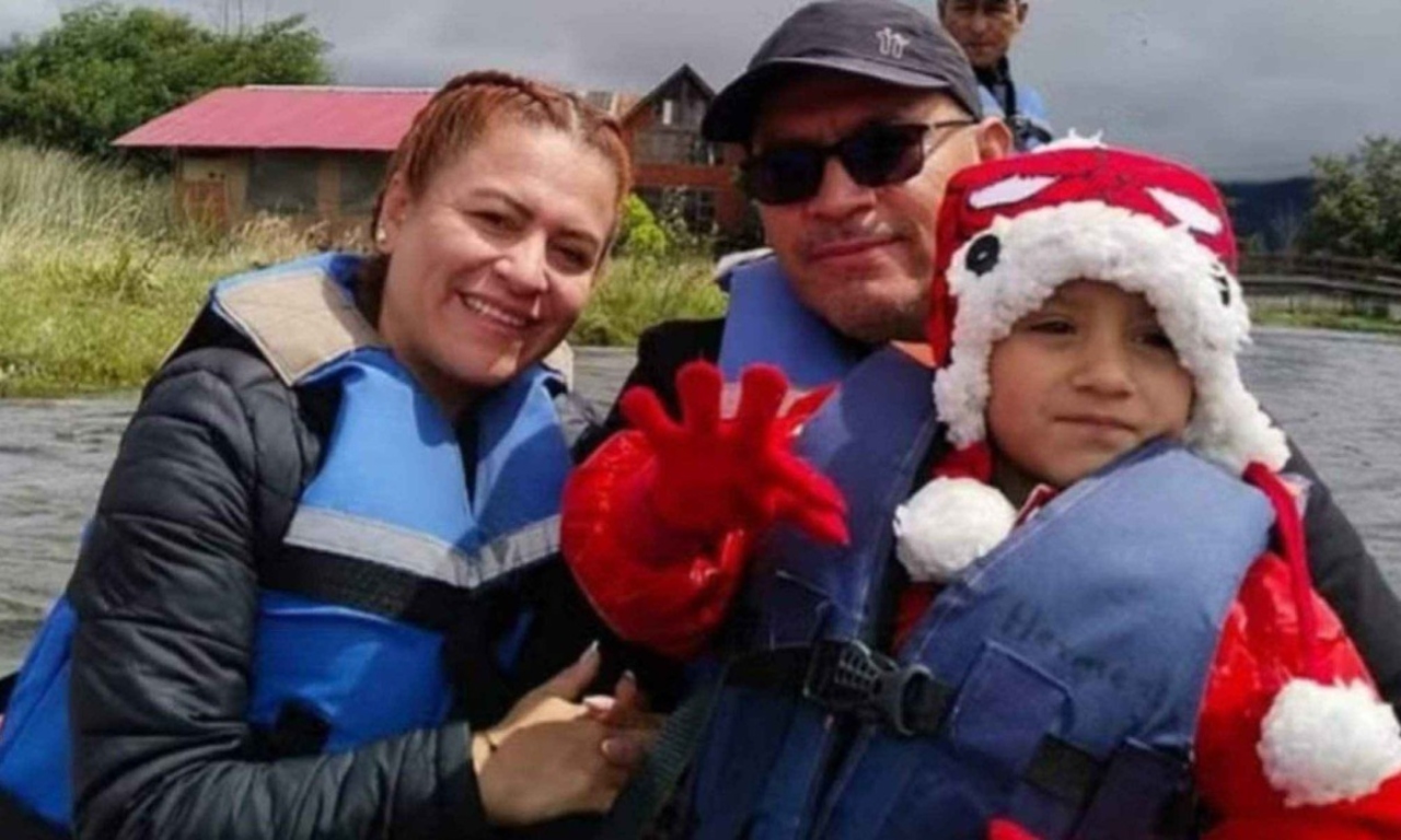 Pai, mãe e filho que foram encontrados mortos em quarto na Colômbia