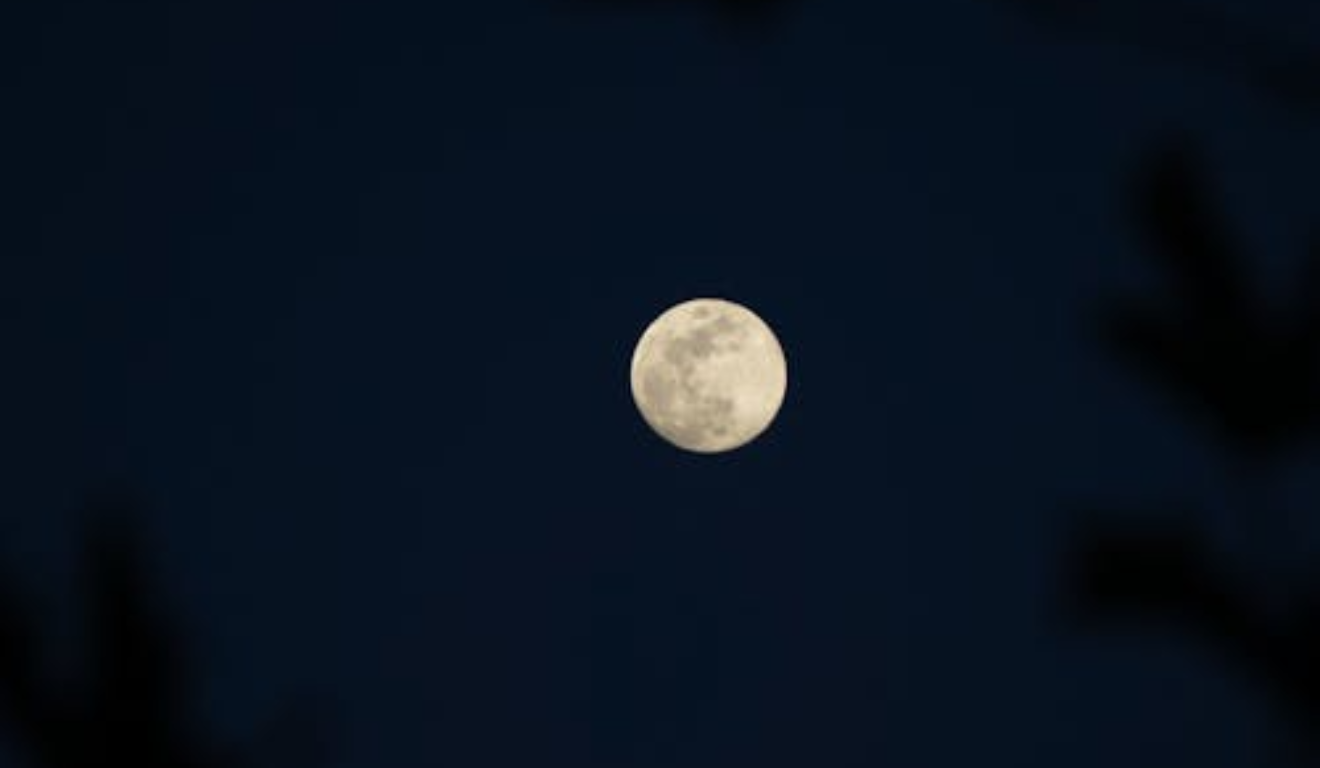 Imagem ilustrativa da lua cheia.
