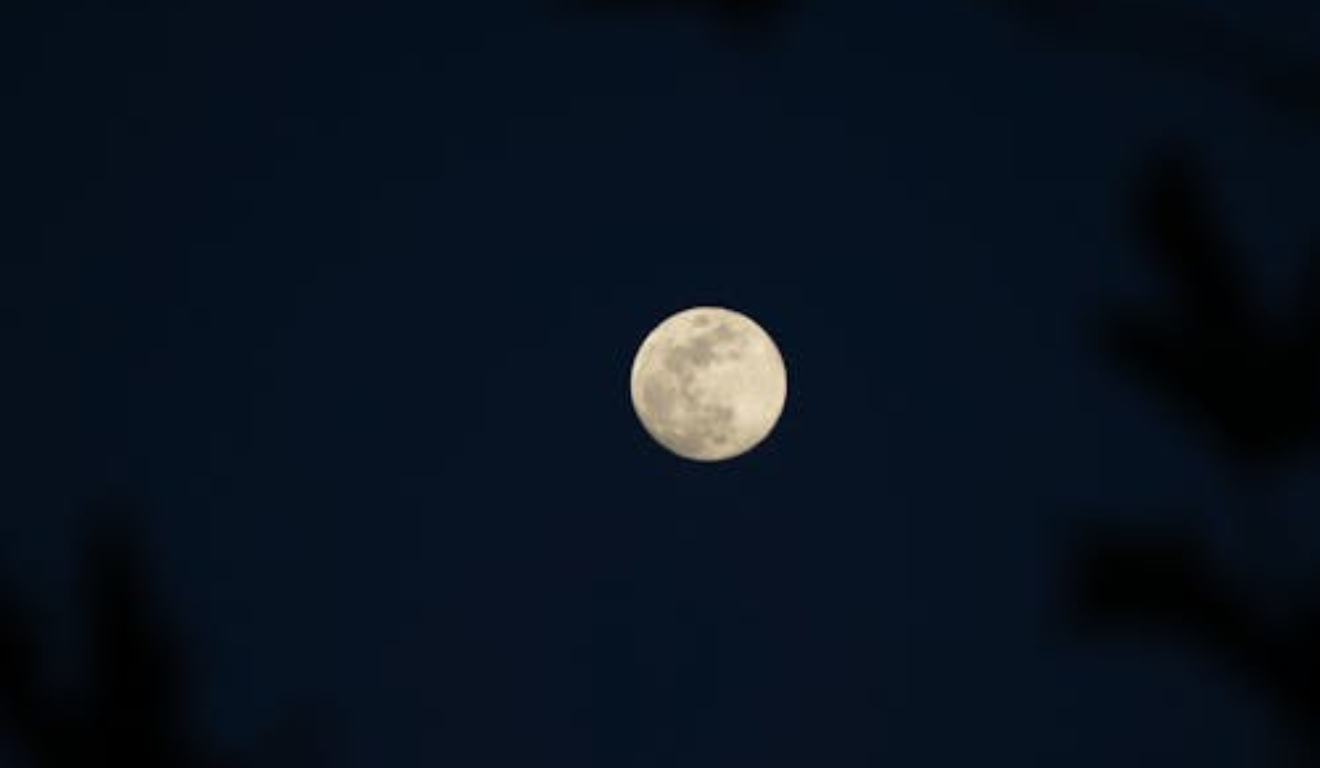Imagem ilustrativa da lua cheia.