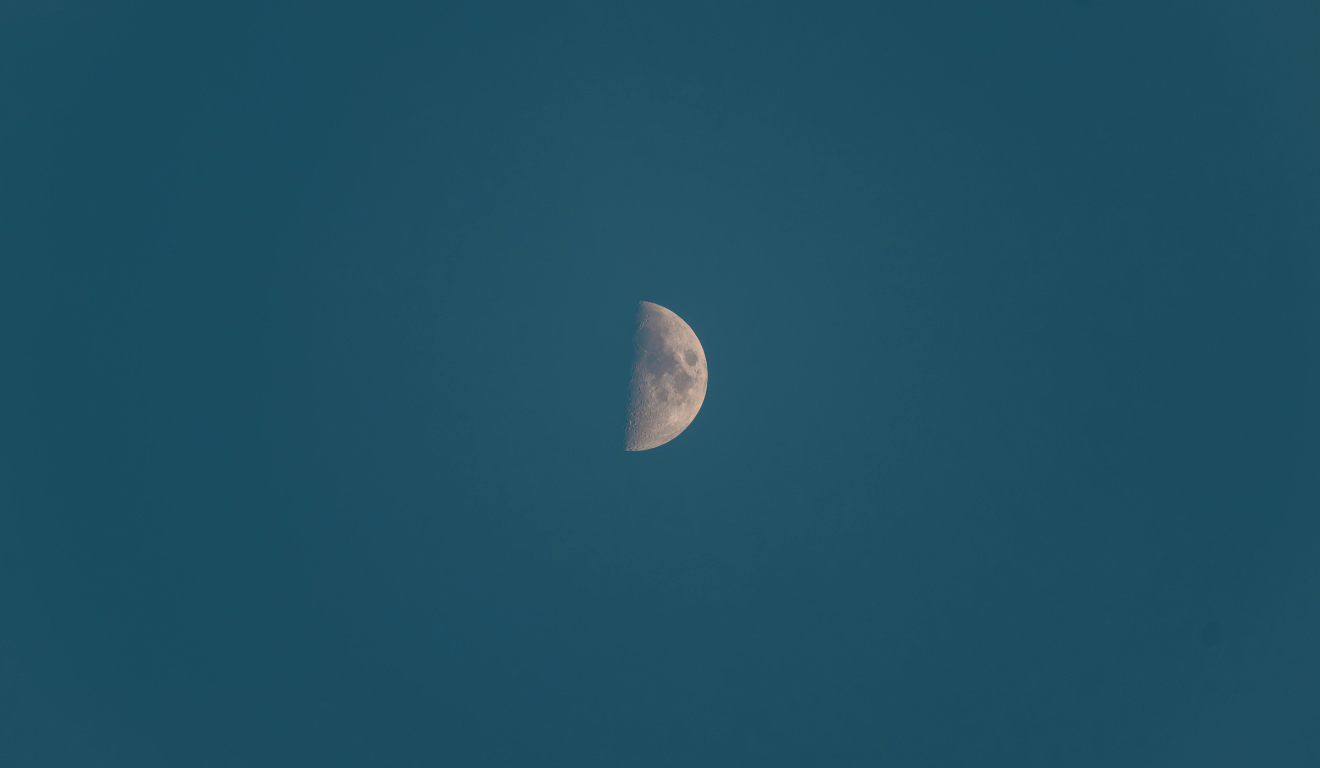 Imagem ilustrativa da lua minguante.