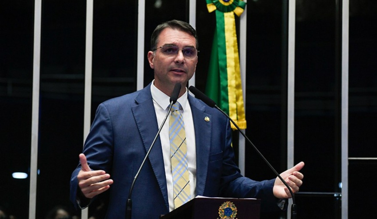 Flávio Bolsonaro, filho mais novo de Bolsonaro 