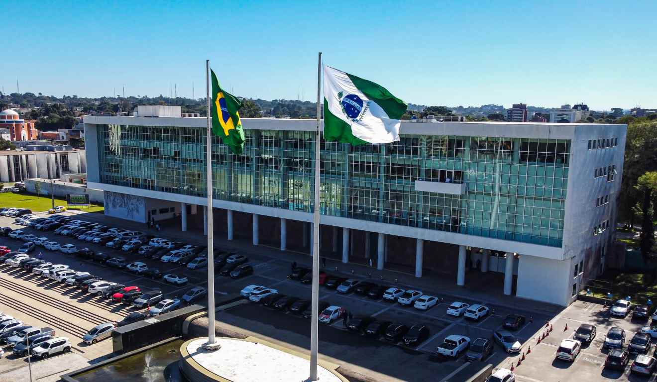Sede do governo paranaense em foto aérea