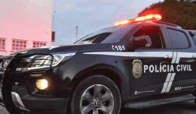 Imagem de um carro da polícia civil.