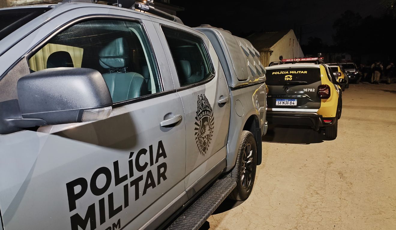 colégio onde os homens invadiram para furtar botijão de gás