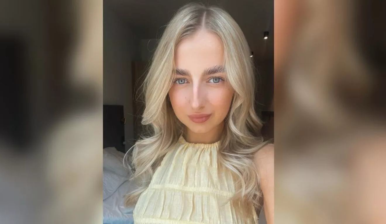 Jovem que morreu ao cair da escada em foto