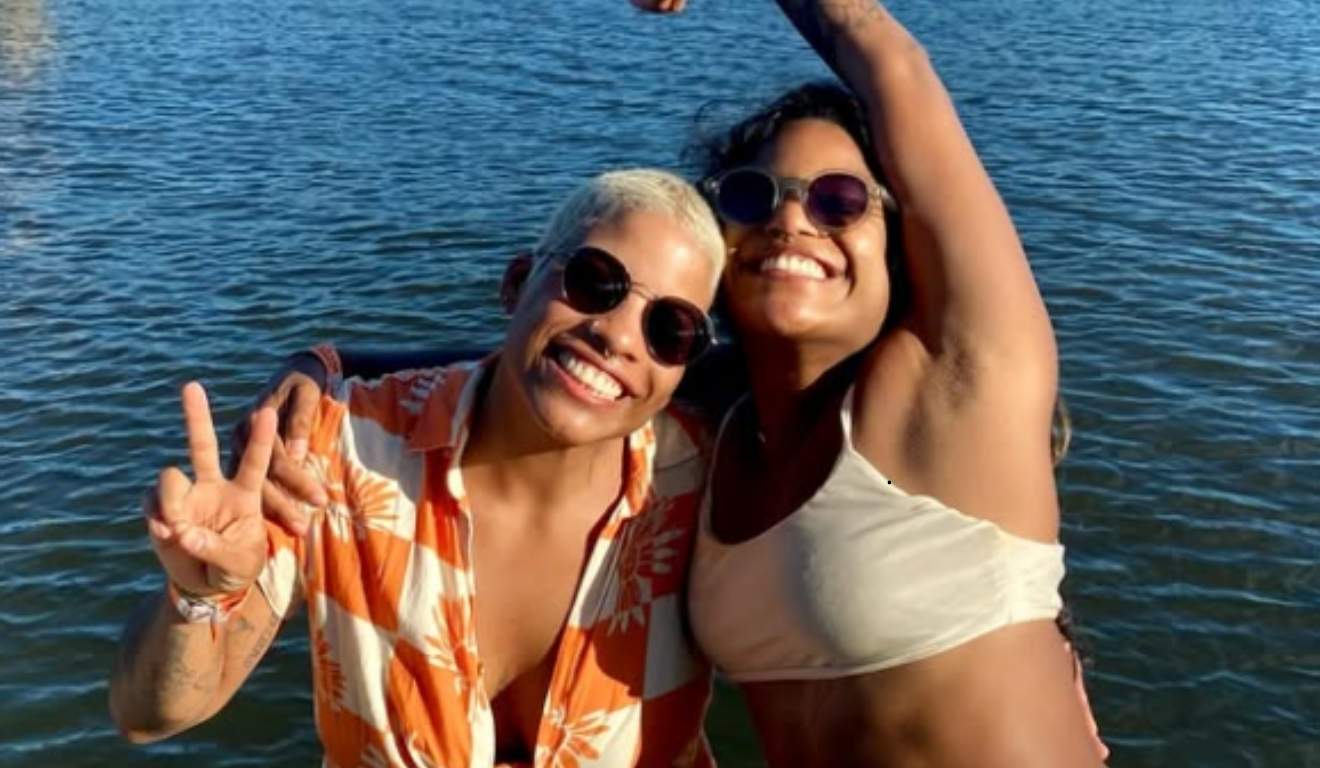 Juliana Marins e irmã