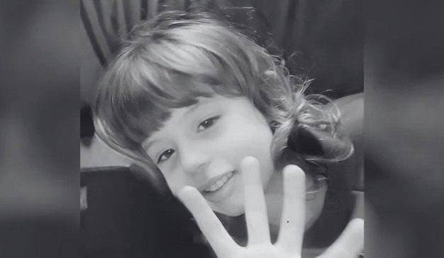 menina que caiu em cânion