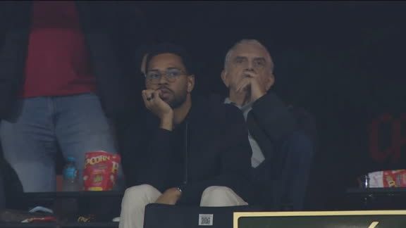 Renan Lodi acompanhou no estádio a derrota do Athletico para o Goiá. (Foto: Reprodução/ESPN)