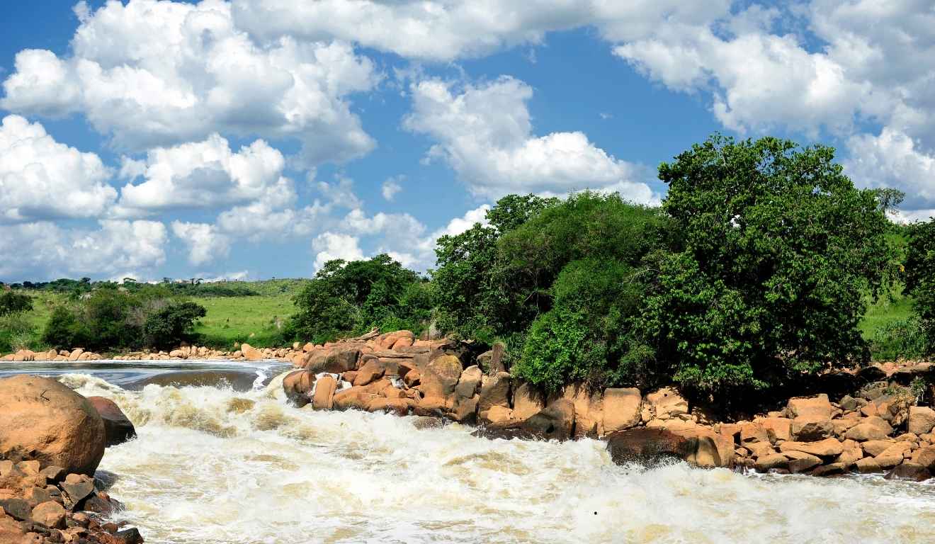 nascente do rio Tietê