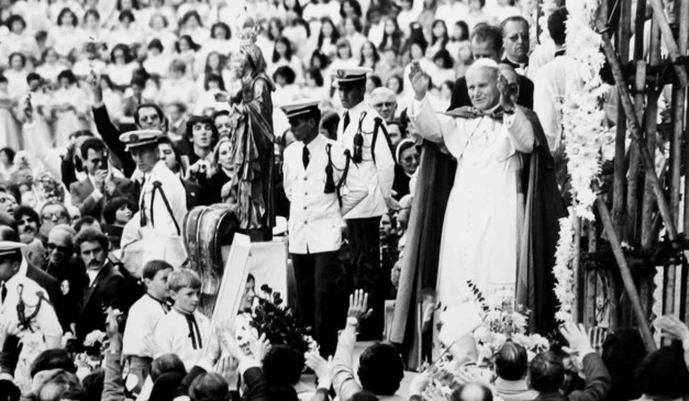 Papa João Paulo II em visita a Curitiba